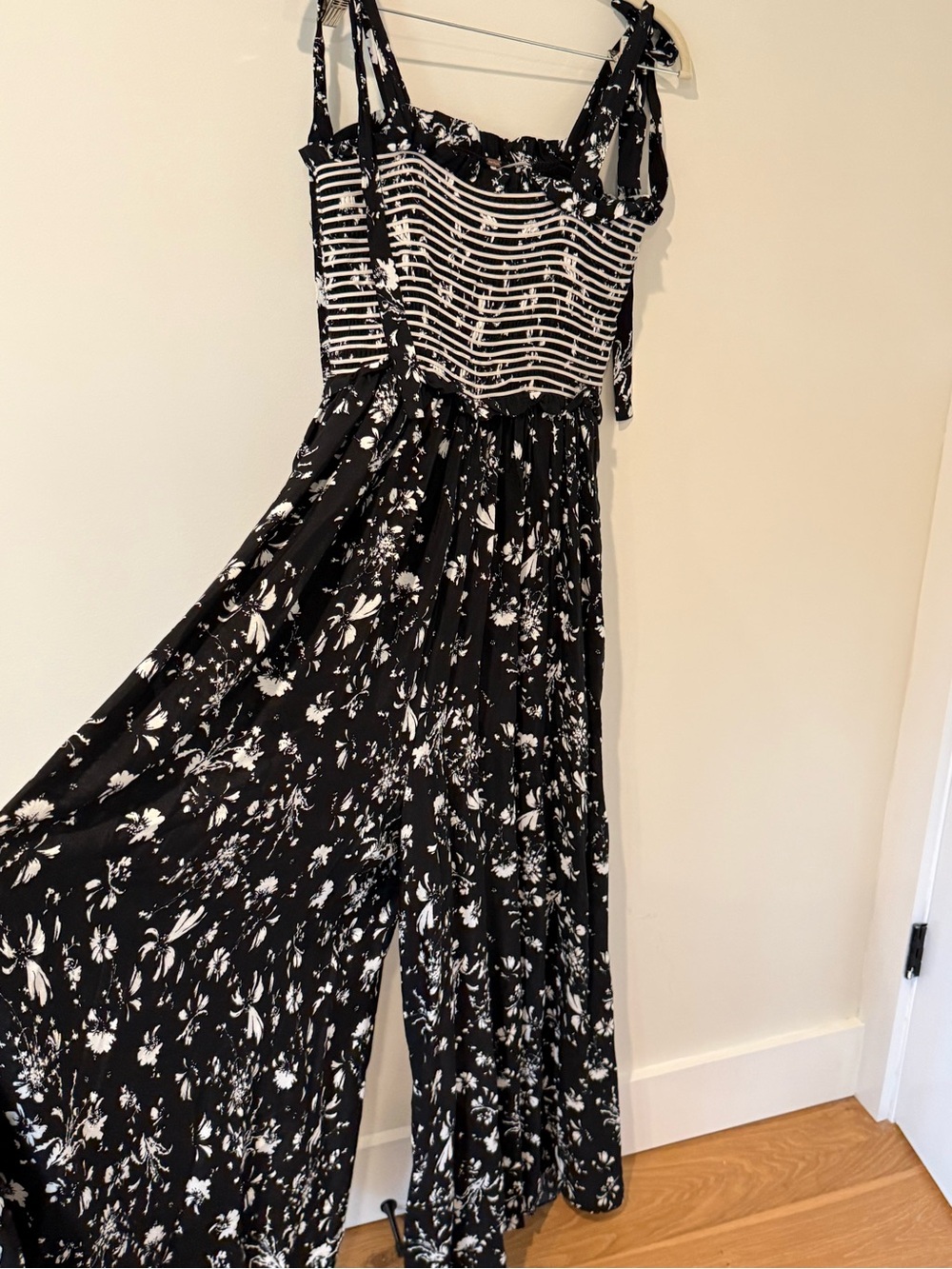 Free People Color My World Jumpsuit Black and White Floral Tie-Strap Wide Leg - Picture 5 of 7
